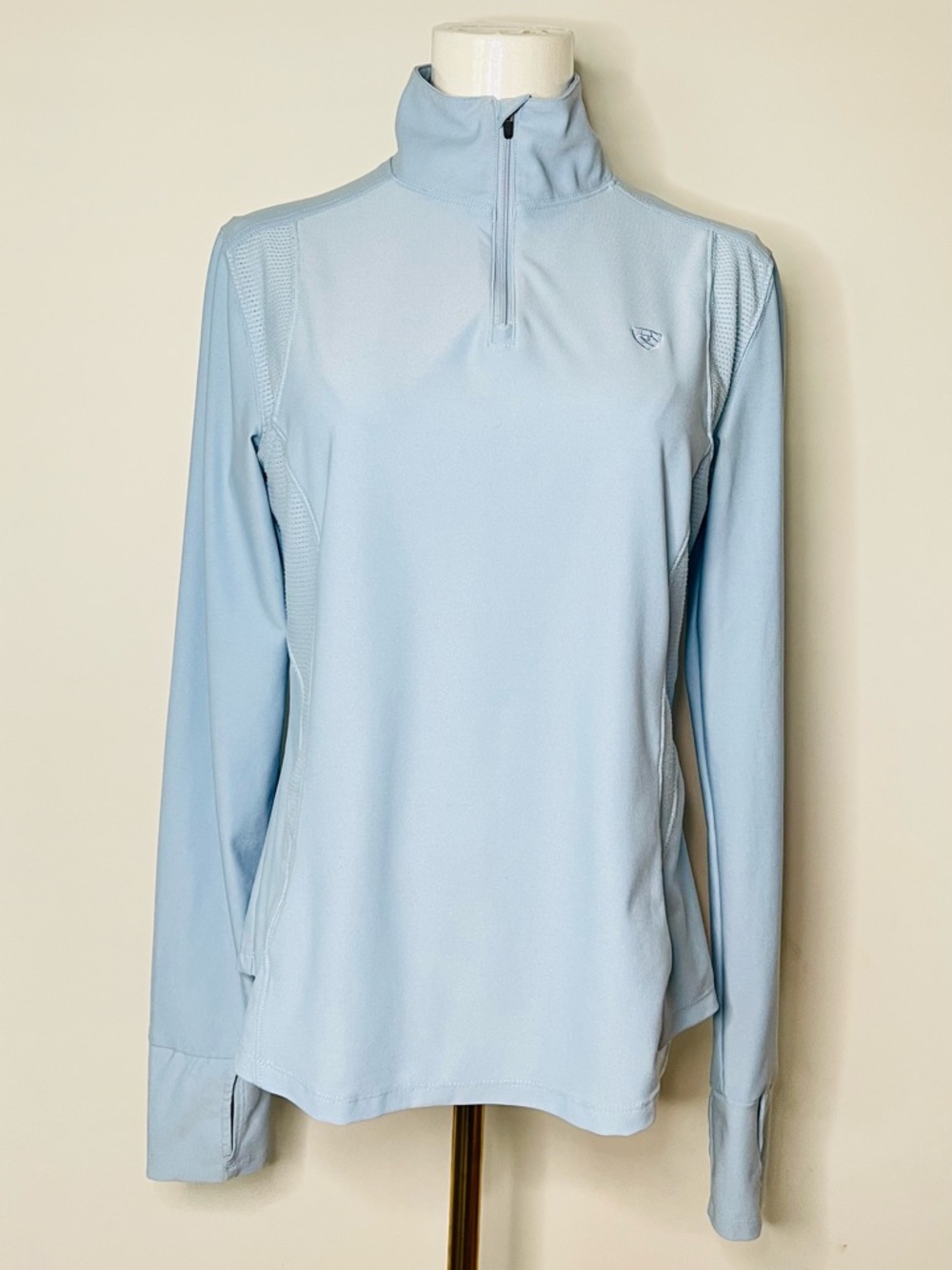 Ariat Women's Light Blue Performance Quarter-Zip Pullover Base layer Sz M